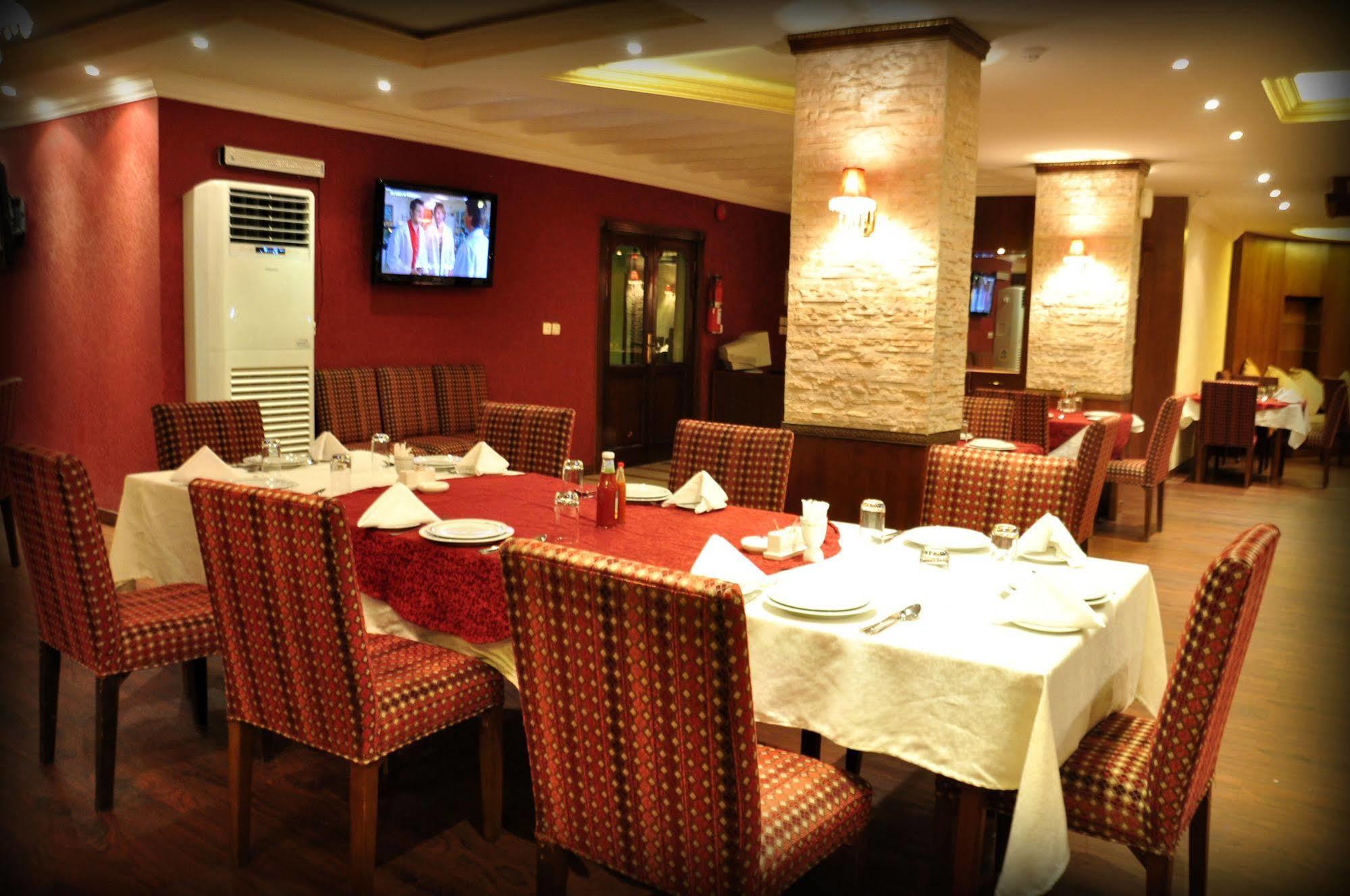 Al Higgi Hotel Yanbu Exterior foto