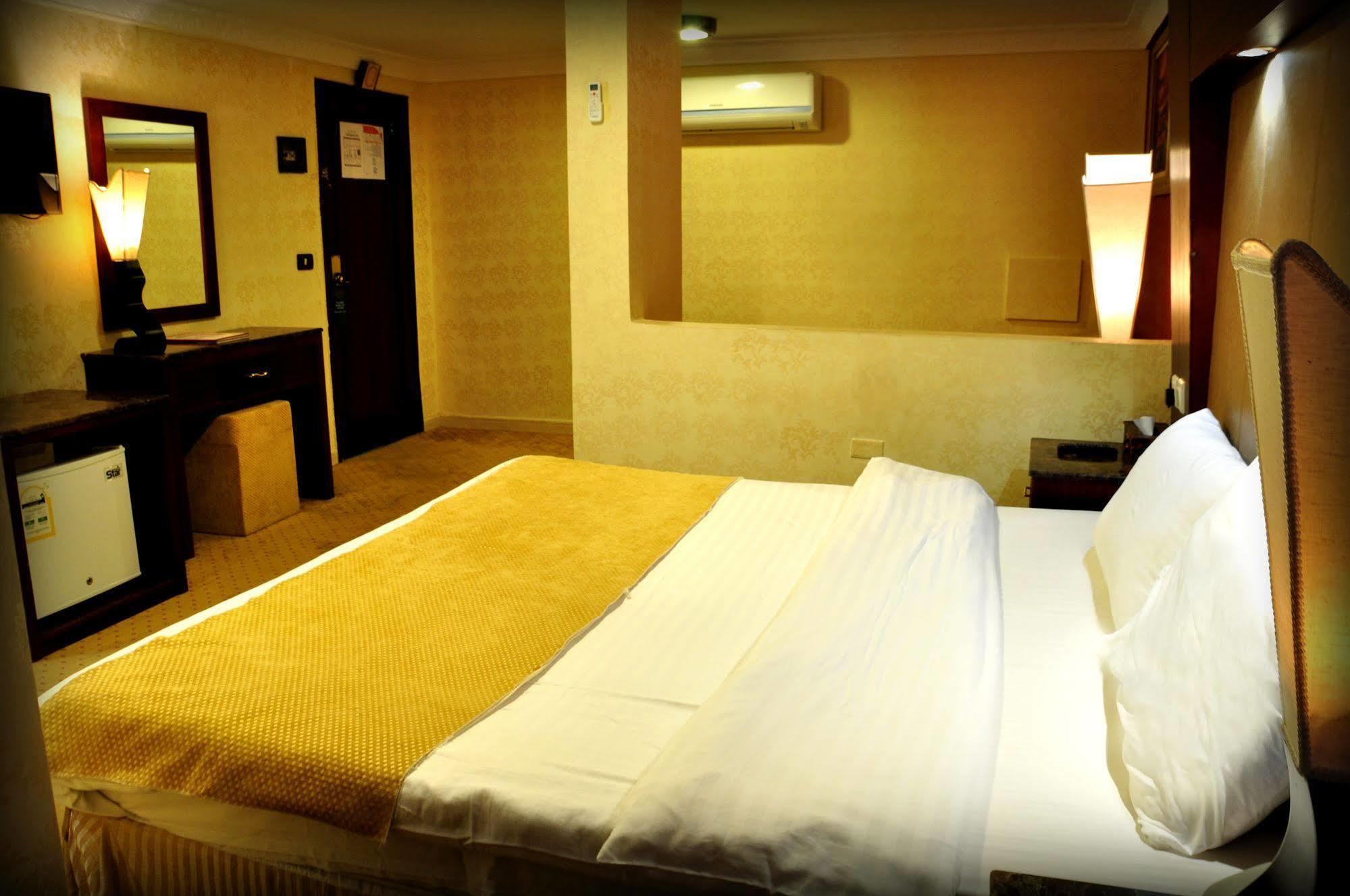 Al Higgi Hotel Yanbu Exterior foto